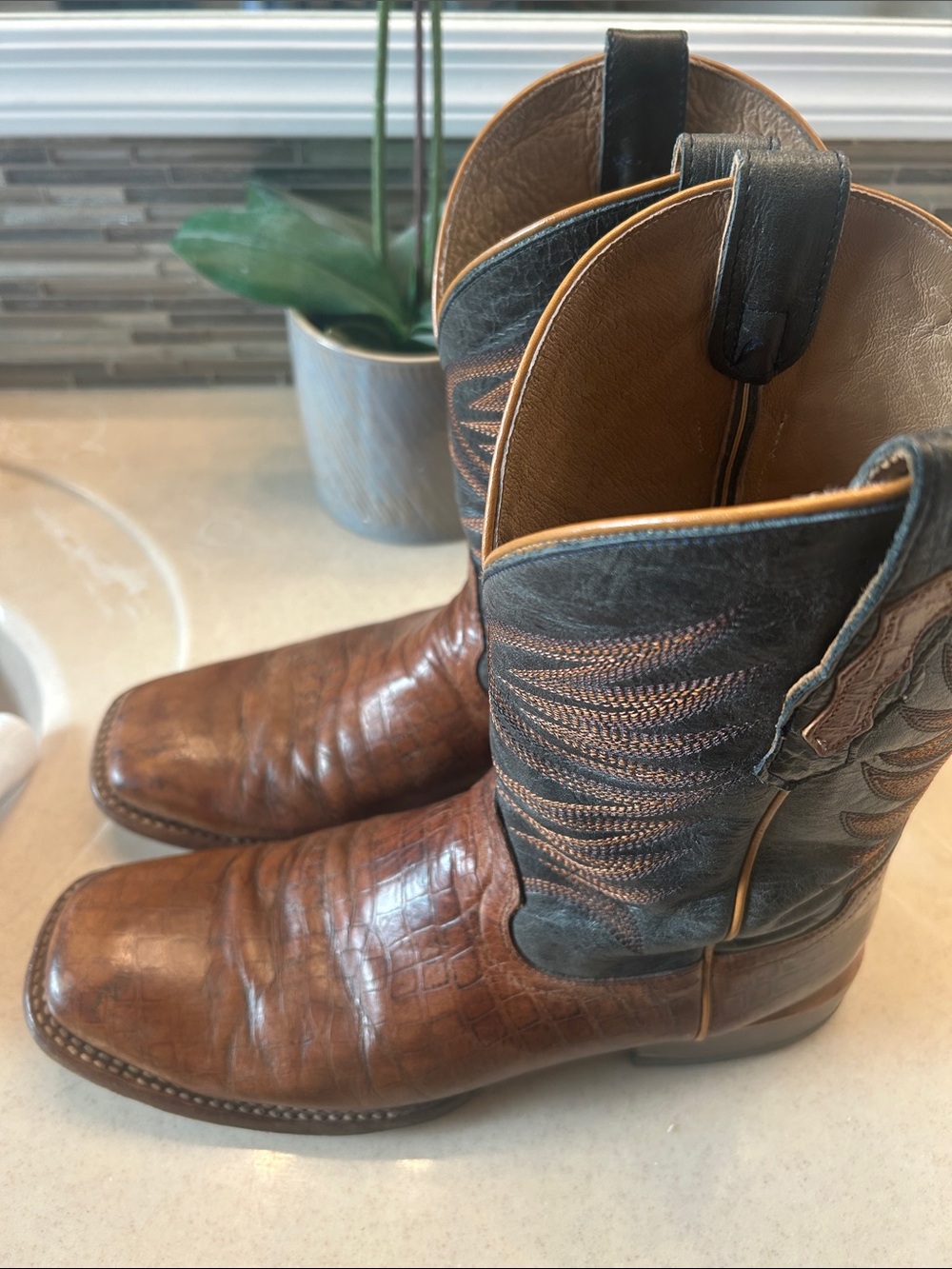 Cody James Men's Gator-Print Brown and Gray Western Cowboy Boots - Picture 6 of 12